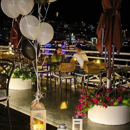 ホテル Porto Eda Sarandë